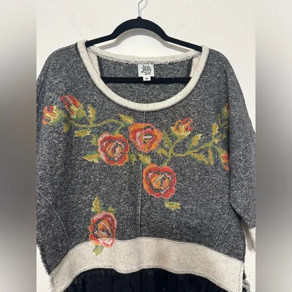 Ivy Jane Knit Floral Cross Stitch Sweater Cropped Short Gray Black Lace Medium - Picture 6 of 10